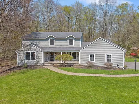 6929 Old Quarry Rd, Fayetteville, NY 13066