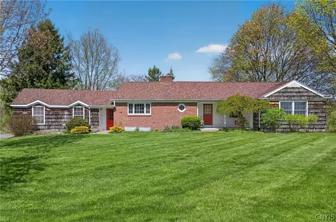 7881 Salt Springs Rd, Fayetteville, NY 13066
