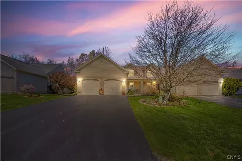 8442 Marco Ln, Lysander, NY 13027