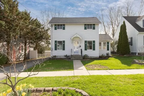 109 Hazel St, Salina, NY 13088