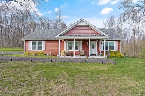 48 Sabill Dr, Mexico, NY 13114