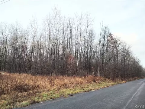 Stephens Road, Lenox, NY 13032