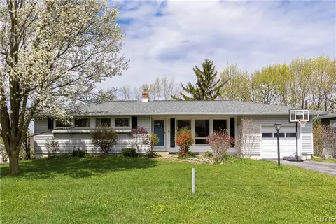 339 Northfield Way, Camillus, NY 13031