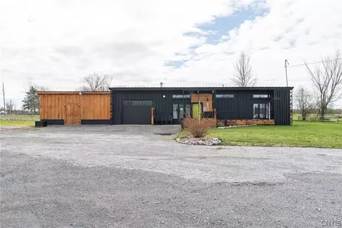 16380 Star Schoolhouse Rd, Dexter, NY 13634