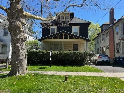1043 Lancaster Ave, Syracuse, NY 13210