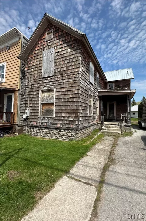 624 W End Ave, Wilna, NY 13619