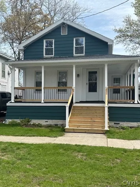 6 Lake Ave, Auburn, NY 13021