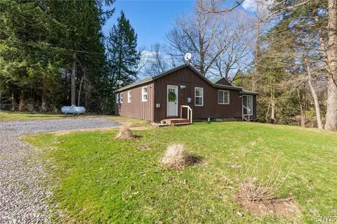 42 Leo J Bidwell Ave, Phoenix, NY 13135