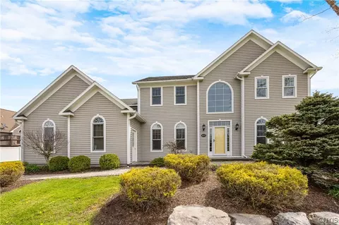 4577 Cone Wood Trl, Manlius, NY 13104