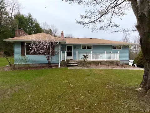 6447 Glass Factory Rd, Marcy, NY 13403