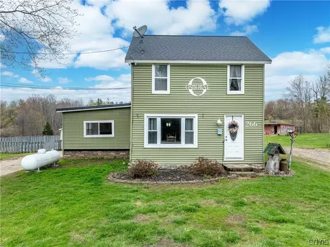 266 Howard Rd, Volney, NY 13069