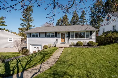 204 Salisbury Rd, Geddes, NY 13219