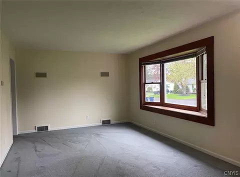 Living - 311 Summit Ave, Oneida, NY 13421 photo 2 of 7