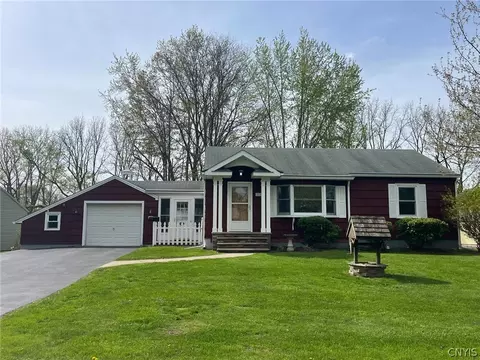 Exterior - 311 Summit Ave, Oneida, NY 13421 photo 3 of 9
