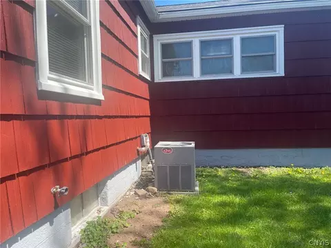 Exterior - 311 Summit Ave, Oneida, NY 13421 photo 9 of 9