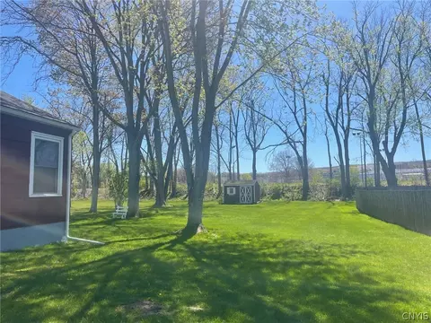 Exterior - 311 Summit Ave, Oneida, NY 13421 photo 8 of 9