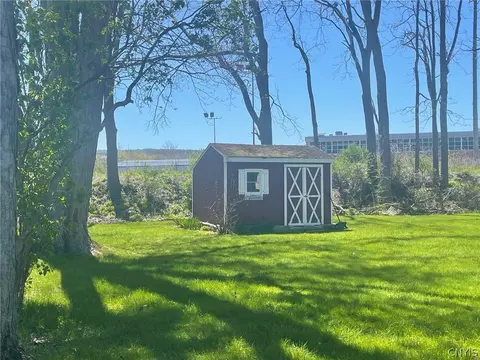 Exterior - 311 Summit Ave, Oneida, NY 13421 photo 6 of 9