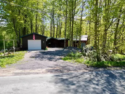 292 Towne Rd, Albion, NY 13142