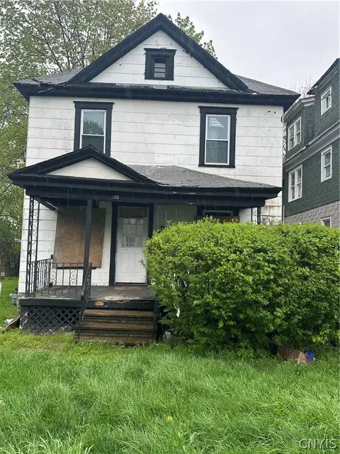 105 Randall Ave, Syracuse, NY 13207