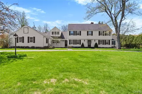 7026 Highfield Rd, Fayetteville, NY 13066