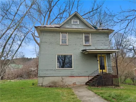 225 Clinton St, Montour, NY 14865
