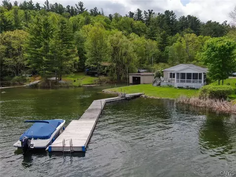 44958 Rock Baie N, Orleans, NY 13640