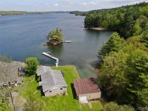 44958 Rock Baie N, Orleans, NY 13640