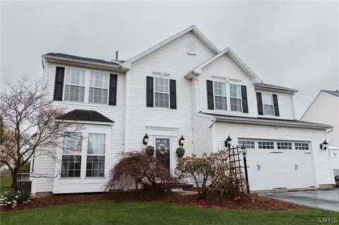 777 Duck Holw, Victor, NY 14564