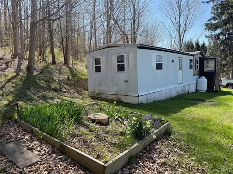 8052 State Route 3, Pulaski, NY 13142 photo 3