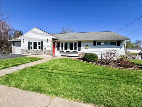21 Pomeroy St, Cortland, NY 13045