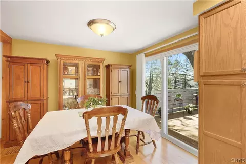 Dining - 7782 Patchmark Ln, Cicero, NY 13039 photo 2 of 2