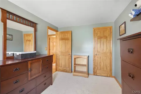 Bedroom - 7782 Patchmark Ln, Cicero, NY 13039 photo 5 of 5