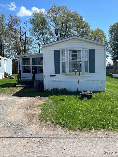 7656 Old Floyd Lot Apt 5 Rd, Rome, NY 13440