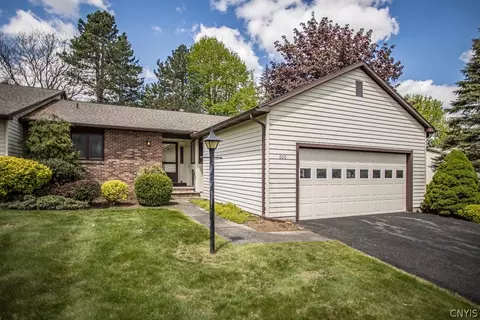 606 Kimry Moor, Fayetteville, NY 13066
