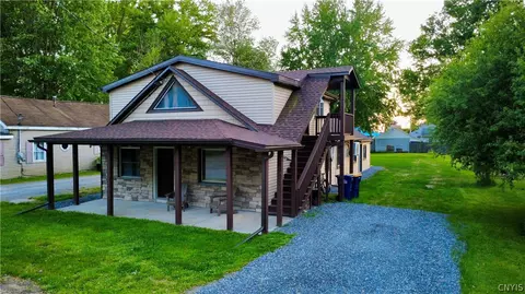 2013 Pleasant Ave, Vienna, NY 13157