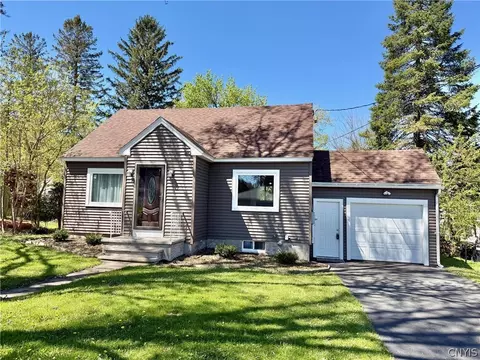 214 5th St, Whitestown, NY 13495
