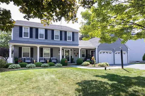 5018 Chesapeake Dr, Syracuse, NY 13212