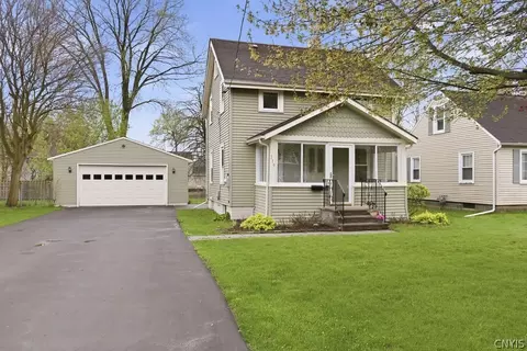 119 Shaver Ave, North Syracuse, NY 13212