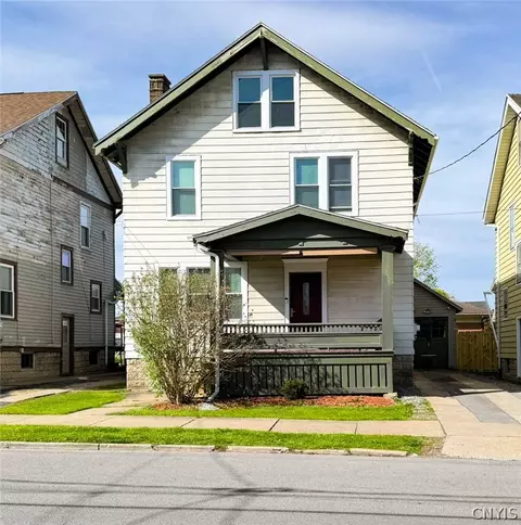 19 Rose Pl, Utica, NY 13502