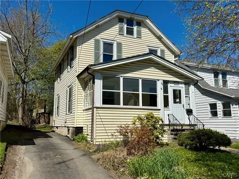 135 Wadsworth St, Syracuse, NY 13203