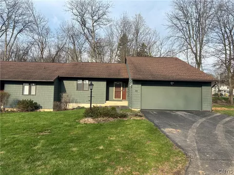 20 The Gazebo, Fayetteville, NY 13066
