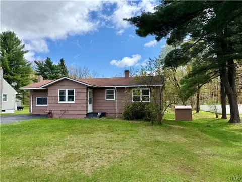 7928 Morgan Rd, Clay, NY 13090