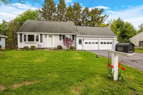 309 Davis St, East Syracuse, NY 13057