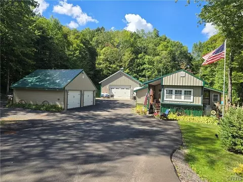 1051 N Osceola Rd, Osceola, NY 13437