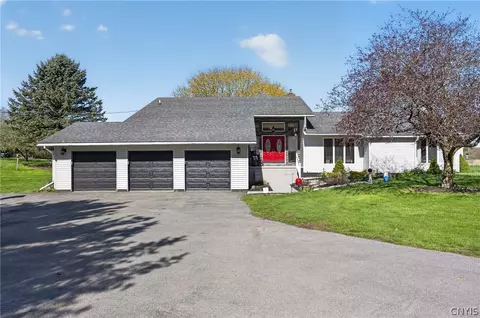 399 Hinman Rd, Pulaski, NY 13142