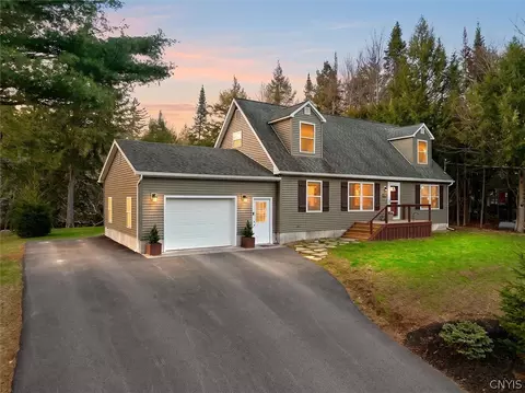 171 Riverside Dr, Webb, NY 13420