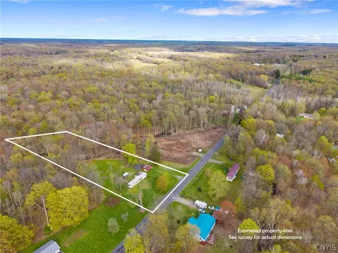 12920 Upton Rd, Victory, NY 13143