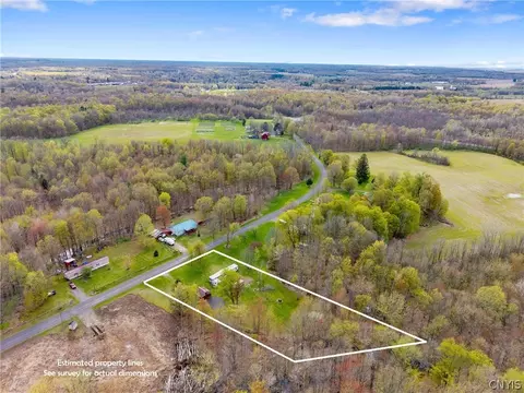 12920 Upton Rd, Victory, NY 13143