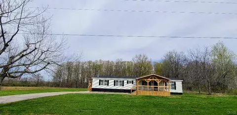 365 Hoffman Rd, Oppenheim, NY 13452