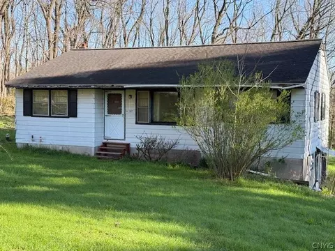3927 Cody Rd, Fenner, NY 13035